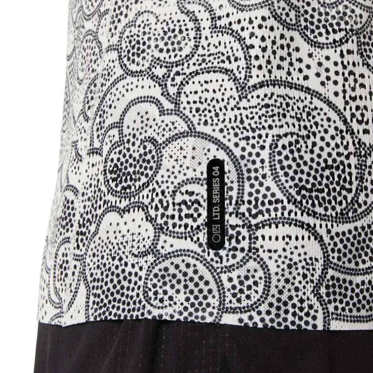 T-SHIRT LIMITED SERIES METARUN FEMME